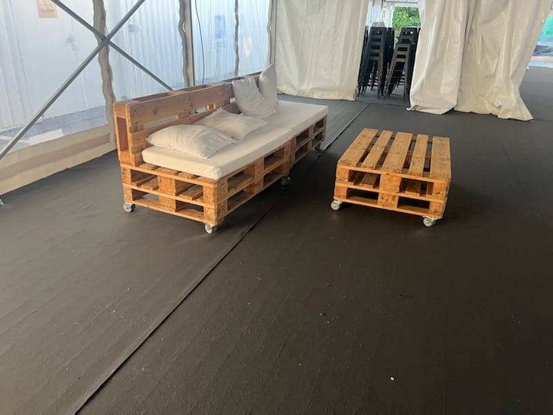 Location d'un brasero et du mobilier en palettes pour une soirée champêtre dans le Landes et bassin d'Arcachon